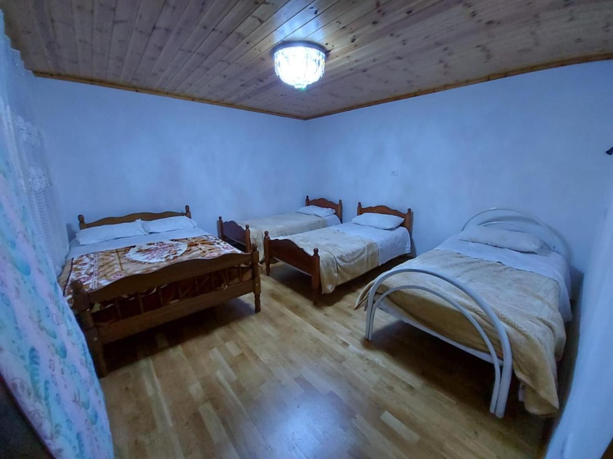 Guest House Trojani Lepushe Eksteriør bilde
